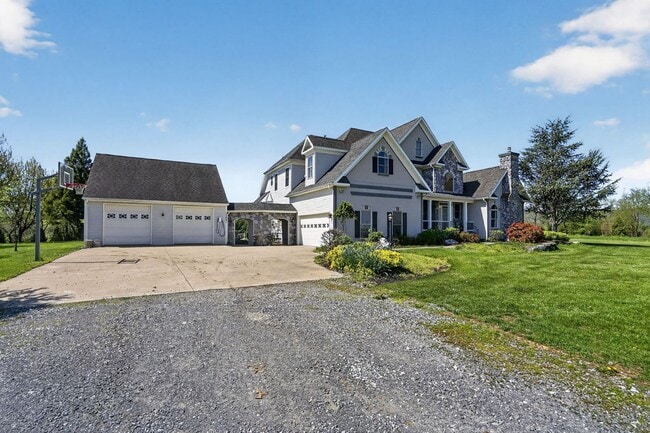 Building Photo - 13641 Breezy Meadow Ln