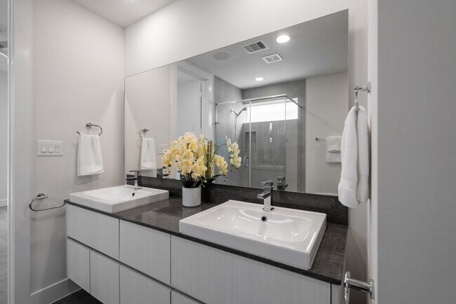 Building Photo - 2214 Cortijo Pl