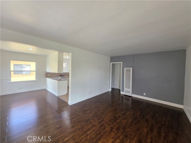Building Photo - 8706 Parthenia Pl