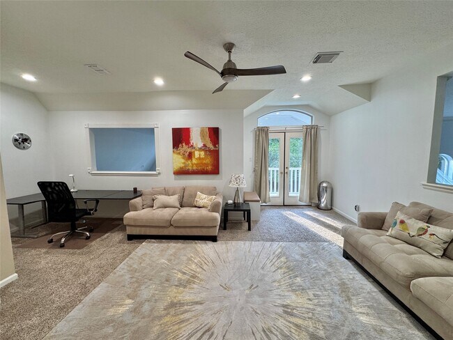 Building Photo - 59 Acorn Cluster Ct