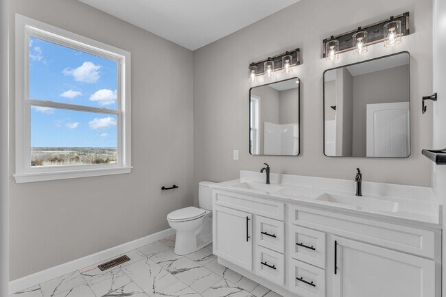Building Photo - Italian Estates Property Management