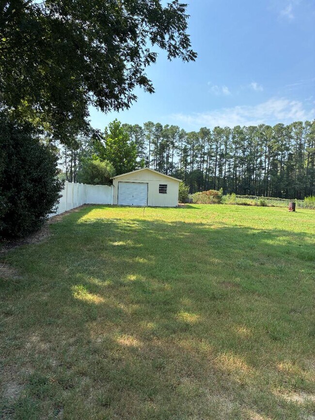 Building Photo - 5236 Lakehaven Ct