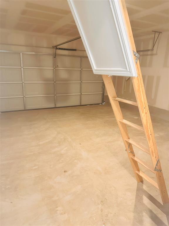 Building Photo - 131 Chapel Beck Dr