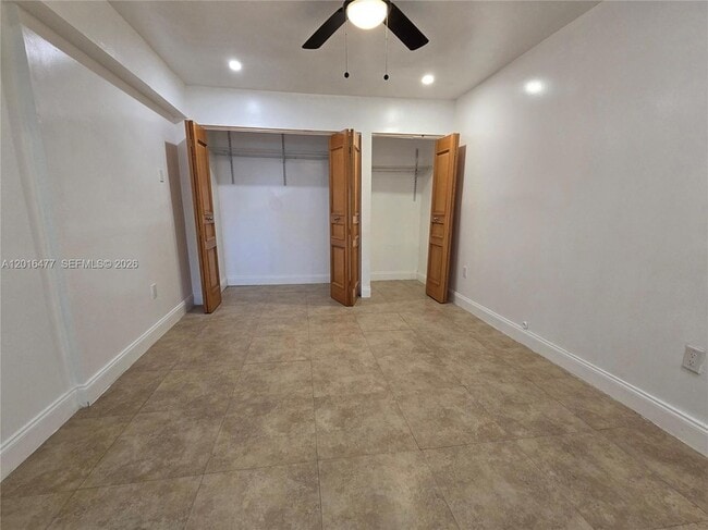 Building Photo - 2957 SW 36th Ct