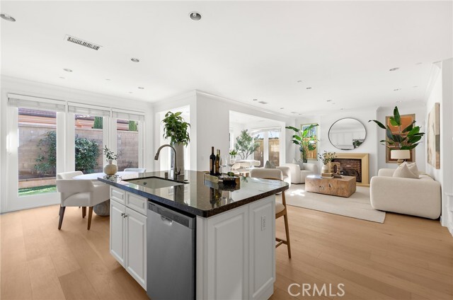 Building Photo - 75 Lupari