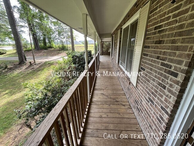 Building Photo - 55 S Greenwood Dr