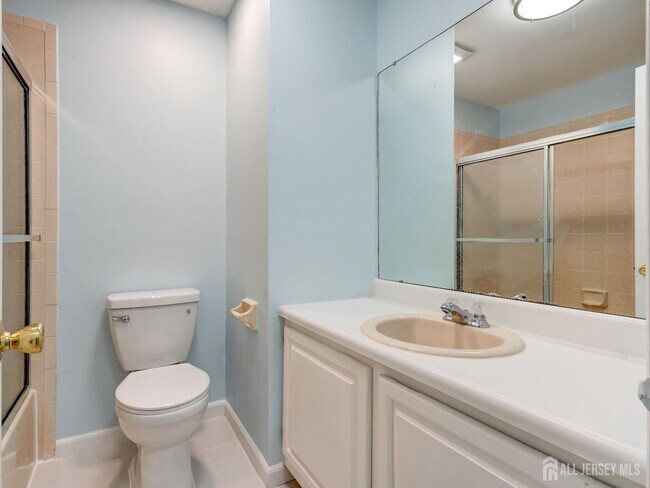 Building Photo - 401 Jesse Way