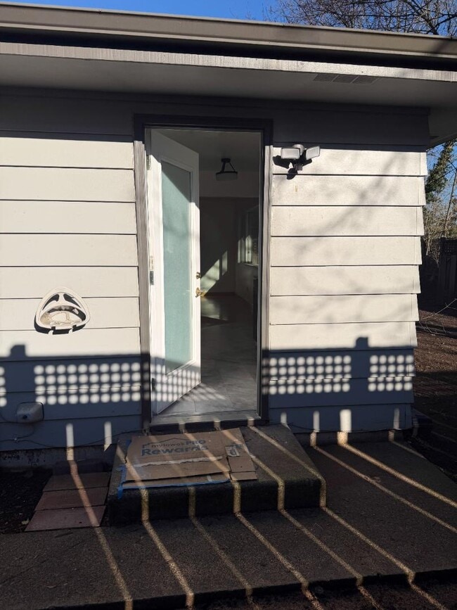 Building Photo - 1703 Winchell Ave