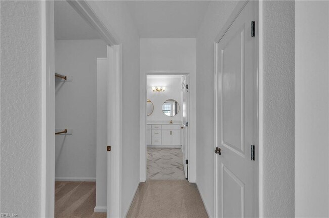 Building Photo - 1732 Dromolin Dr