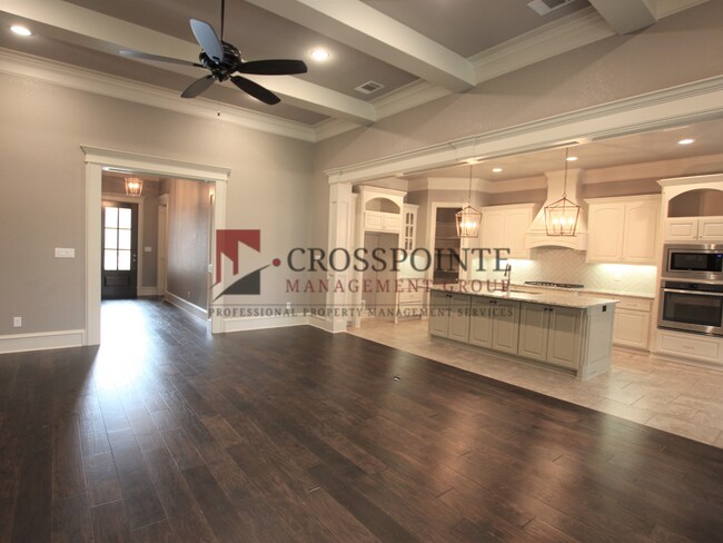 Building Photo - Gorgeous 3 bed 2 bath home in Hadley Court!