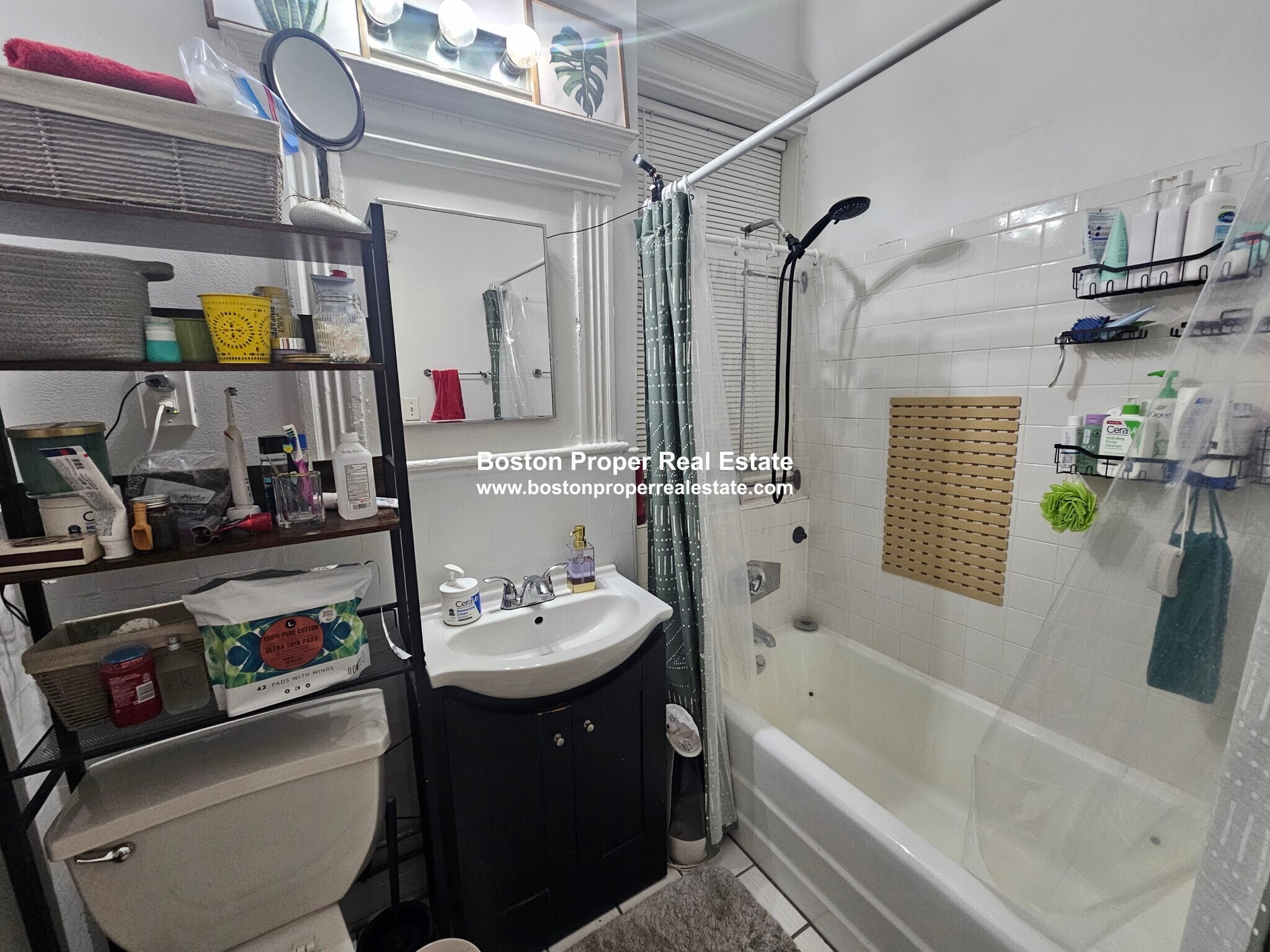 Building Photo - 1111 Boylston St