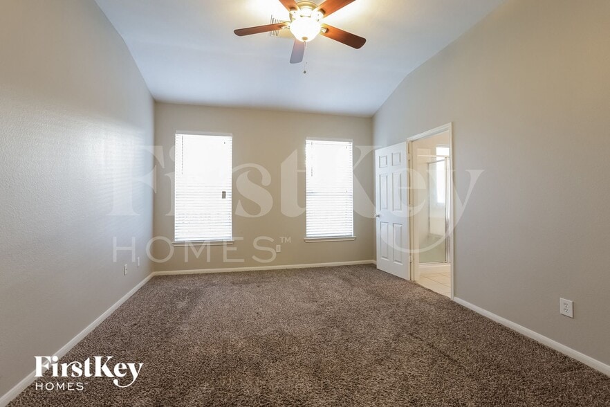 Building Photo - 21035 Noelle Ct