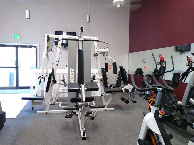 Building Photo - Mountain View 2 Bed 2 Bath 2 Balconies Top Floor Condo-Tons of Amenities