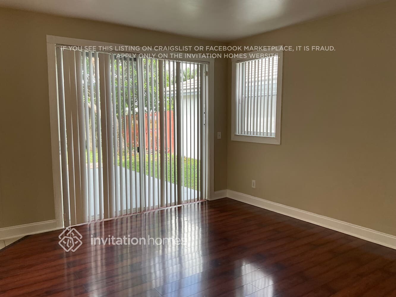 Building Photo - 6859 NW 69th Ct