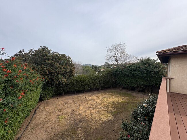 Building Photo - Spacious Vista Home with Large Lot, Designer Finishes & Guest Suite