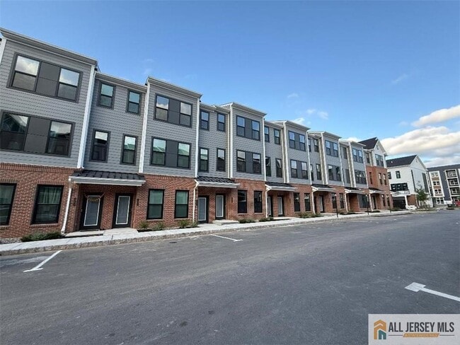 Building Photo - 1211 Parker Blvd