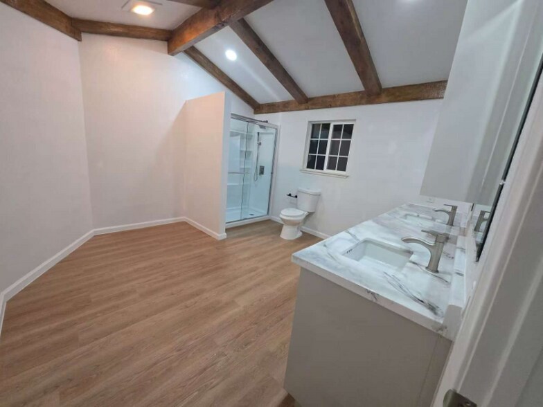 Building Photo - 4808 Ramona Pl