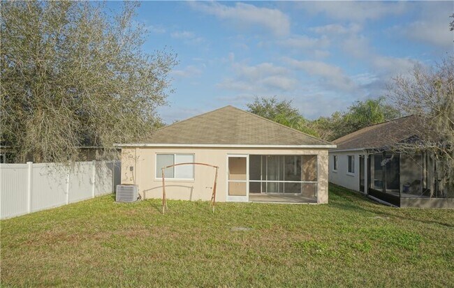 Building Photo - 18220 Portside St