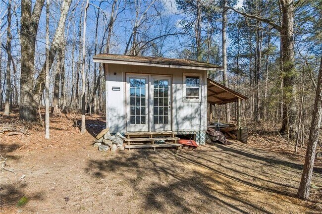 Building Photo - 1212 Torrey Pl SE