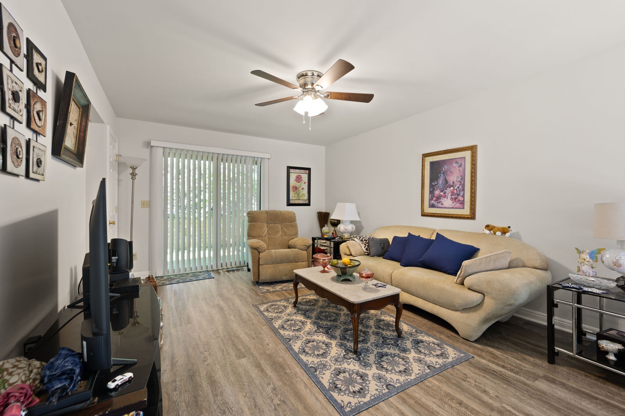 Building Photo - 22 Roks Pl