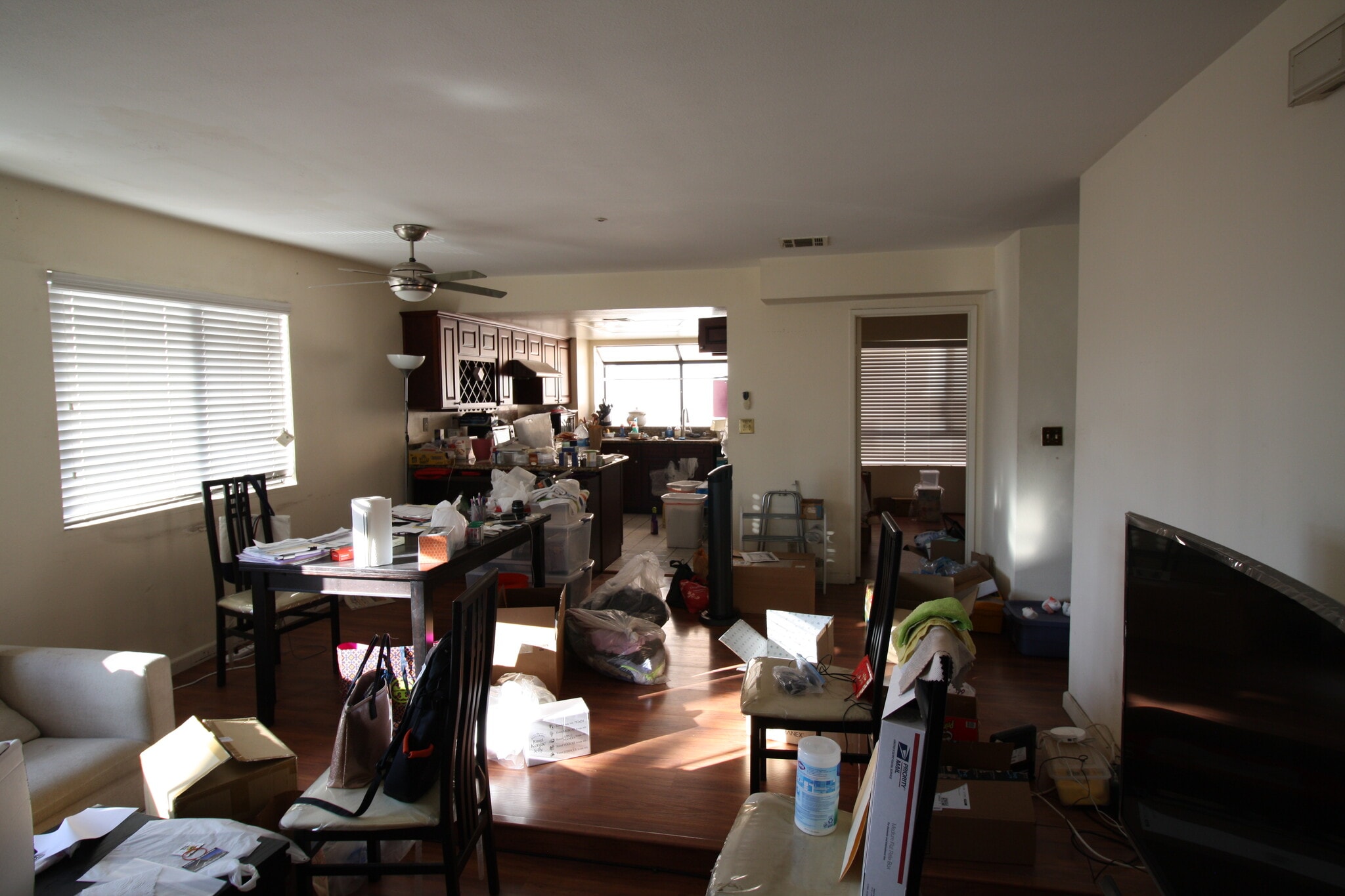 Building Photo - 111 N Marguerita Ave