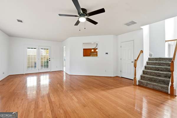 Building Photo - 4545 Parkview Walk Dr