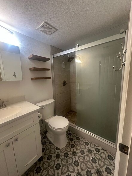 Building Photo - 4264 N 82nd St