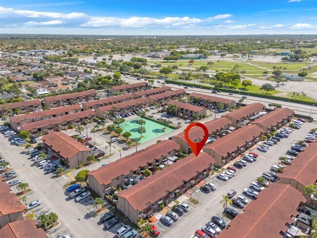 Building Photo - 1811 SW 107th Ave