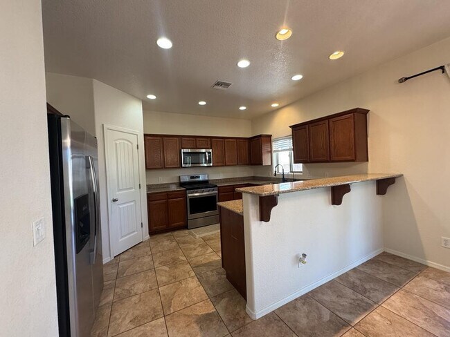 Building Photo - 1258 Questa Ct