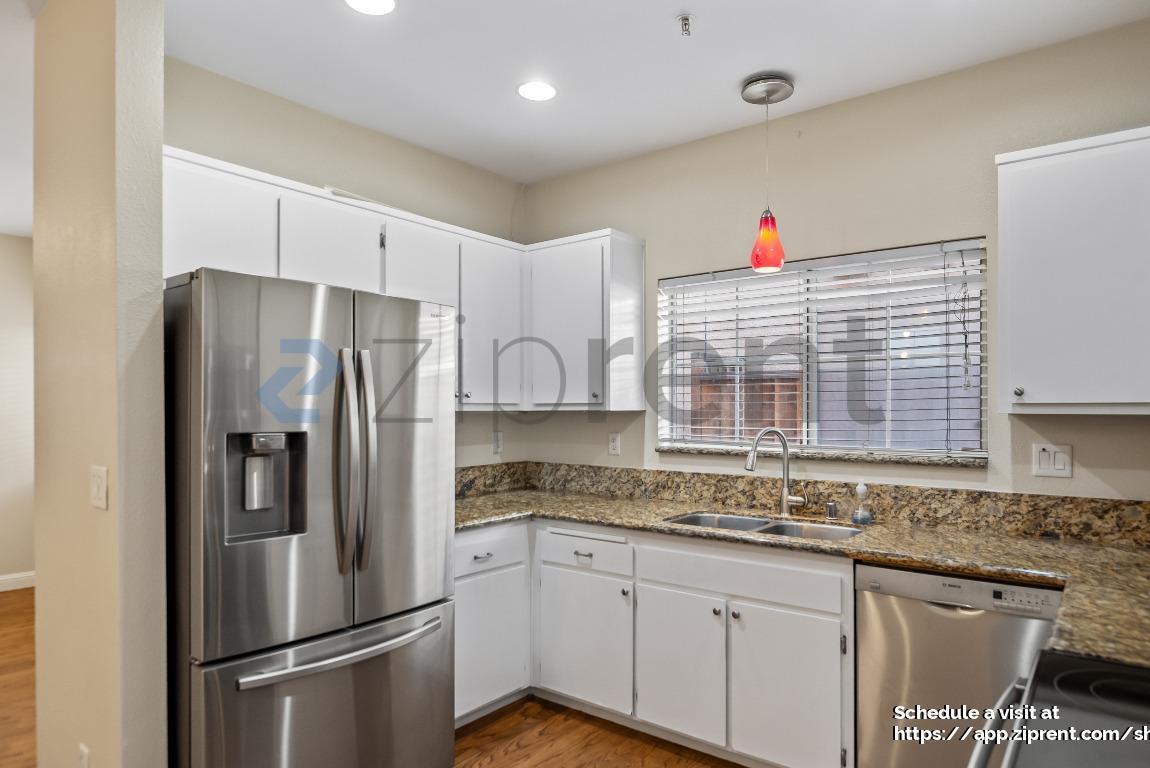 Building Photo - 1055 Adana Terrace