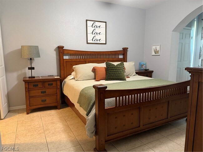 Building Photo - 23520 Walden Center Dr