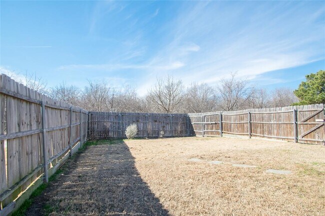 Building Photo - 2611 Brandywyne Dr
