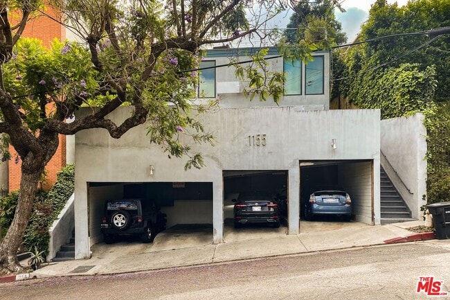 Building Photo - 1155 N Clark St