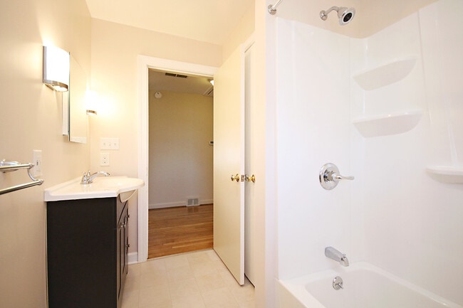 Building Photo - Walk or Bike to UVA Medical Center