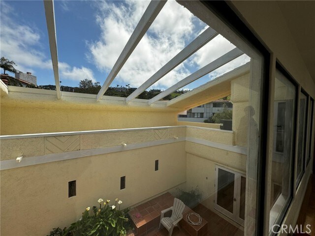 Building Photo - 1213 Via Zumaya