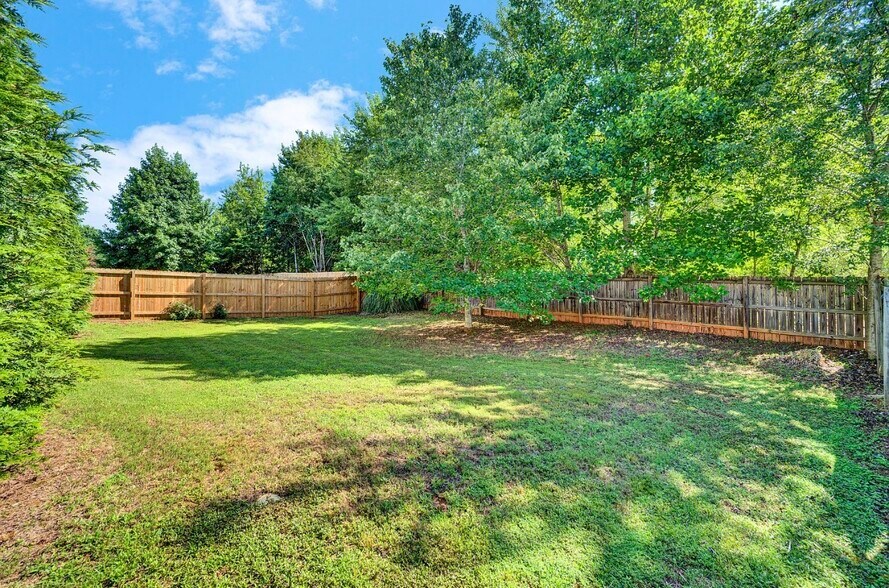 Building Photo - 257 Meadow Blossom Way