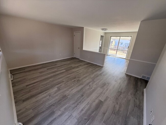 Building Photo - Spacious 3-bedroom ranch in quiet Arvada Neighborhood