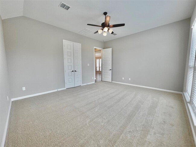 Building Photo - 108 Ginger Garlic Lp