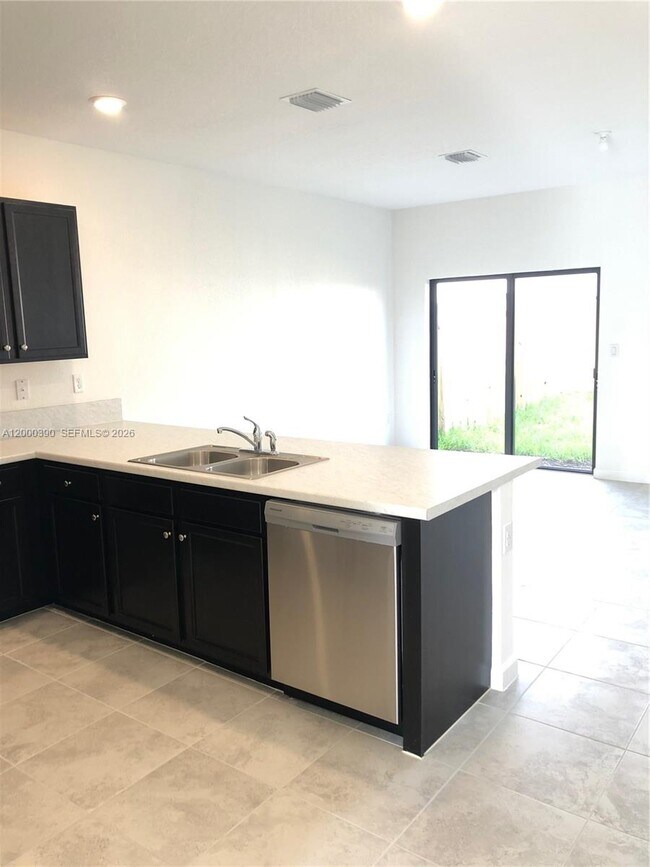 Building Photo - 24832 SW 114th Ave