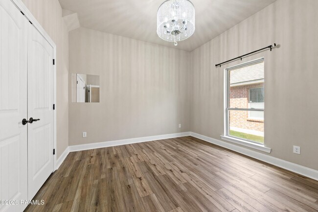 Building Photo - 101 Ace Ln