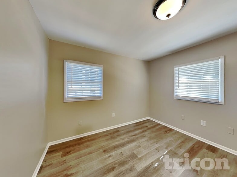 Building Photo - 1439 Leafwood Ct