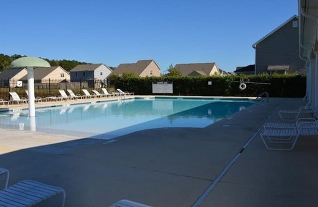 Building Photo - Available Soon!