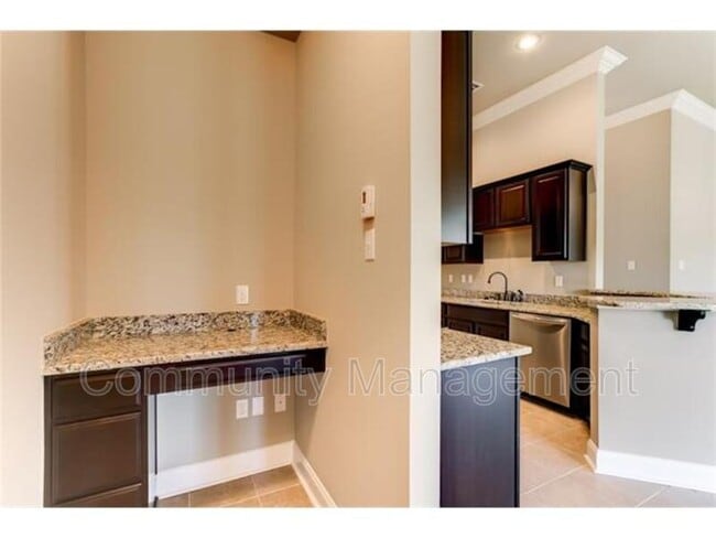 Building Photo - 1544 Dominic Dr