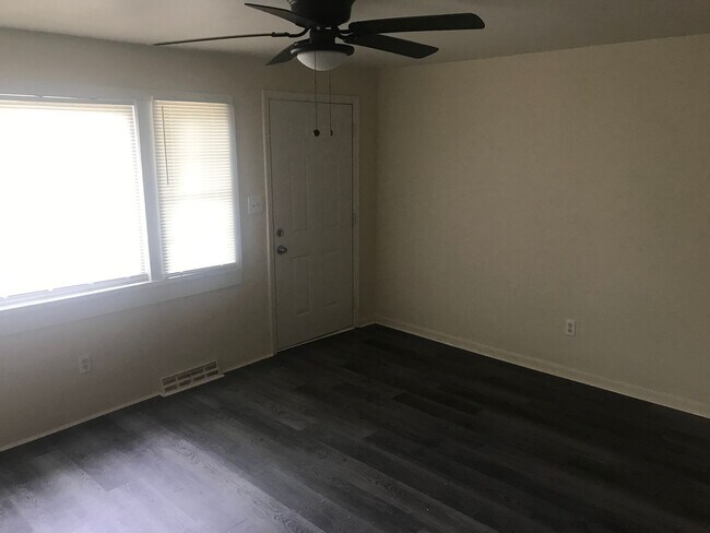 Building Photo - 4125 &amp; 4127 Fourth Street