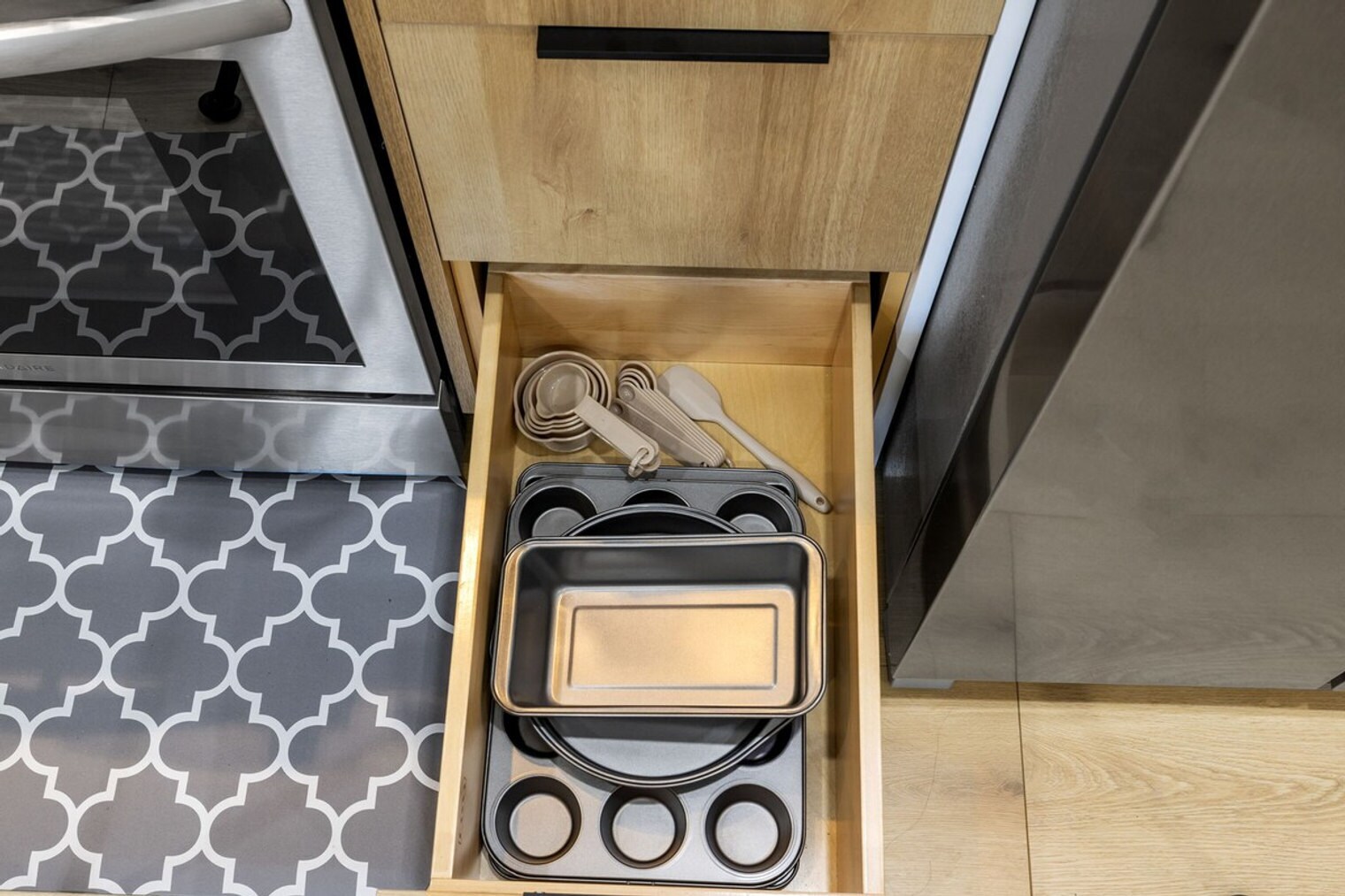 Building Photo - 1317 Donohue Dr