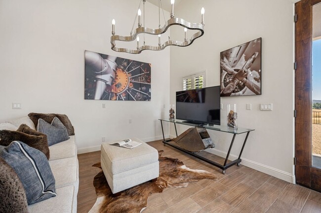 Building Photo - AVAILABLE NOW - Furnished Luxury Wine Coun...