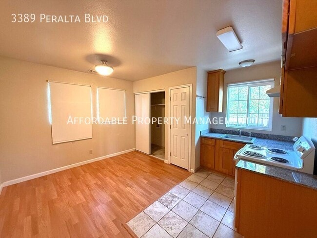 Building Photo - 3389 Peralta Blvd