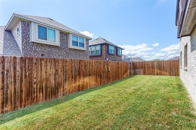 Building Photo - 204 Garden Grove Dr