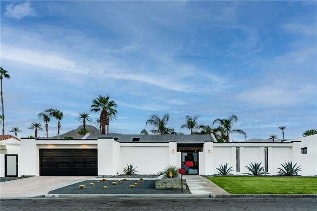 Primary Photo - 75407 Montecito Dr