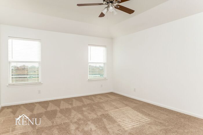 Building Photo - 2942 Jackson Smt